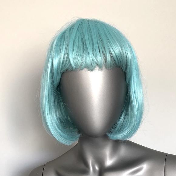 Light Blue Bob Wig with Bangs - Picture 1 of 4